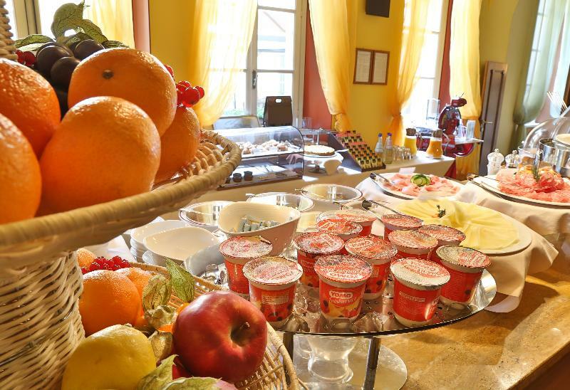 Villa Appiani Hotel Trezzo sullʼAdda Екстериор снимка